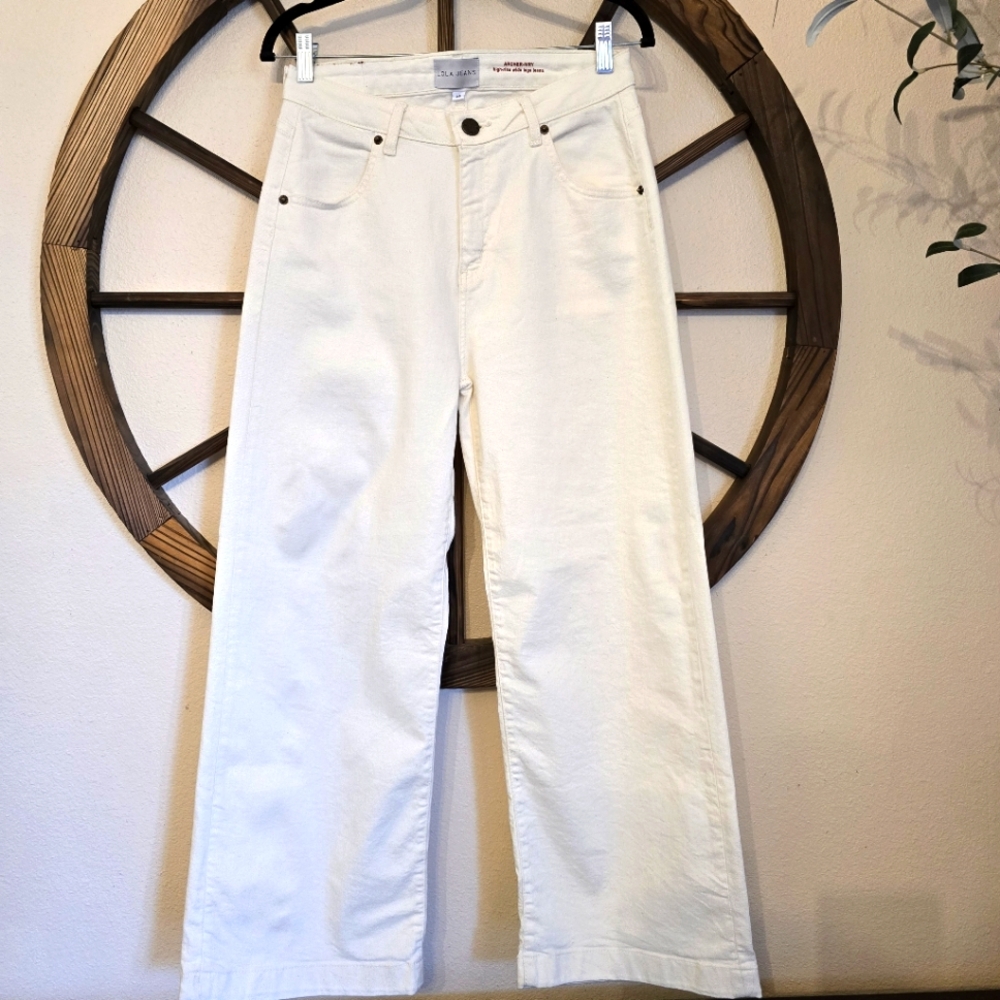 Lola Jeans Women size 29 Ivory, High Rise Wide Leg